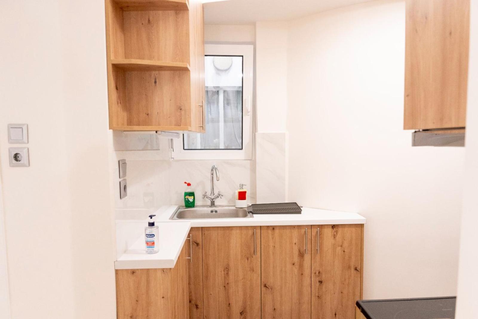 Cozy And Modern Apartment Near City Center Αθήνα Εξωτερικό φωτογραφία